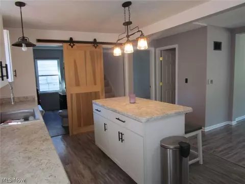 Entry Way - 1054 Elk Dr, Ashtabula, OH 44004 photo 1 of 1