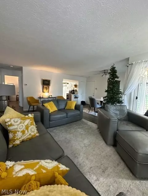 Living - 1201 W River Rd N #C2, Elyria, OH 44035 photo 1 of 2