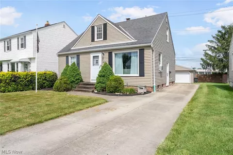 1615 Woodrow Ave, Mayfield Heights, OH 44124