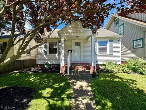 1001 Wertz Ave SW, Canton, OH 44710