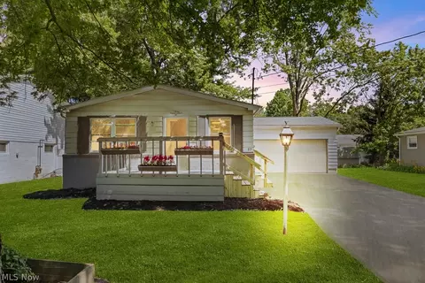 57 Morningside Rd, Niles, OH 44446