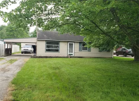 4499 Nutwood Ave NW, Warren, OH 44483