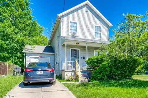 3287 E 105th St, Cleveland, OH 44104