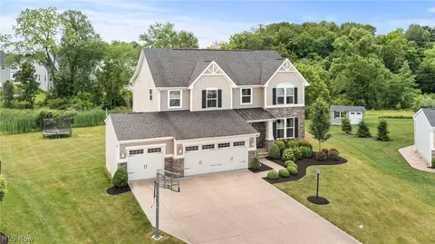 5602 Cranmer Cir, Medina, OH 44256