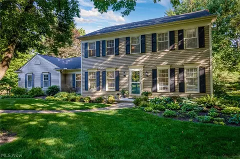 1708 Stonington Dr, Hudson, OH 44236