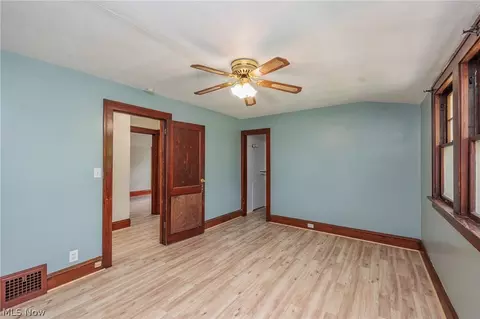 Bedroom - 5157 Erwin St, Maple Heights, OH 44137 photo 2 of 8