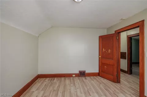 Bedroom - 5157 Erwin St, Maple Heights, OH 44137 photo 7 of 8