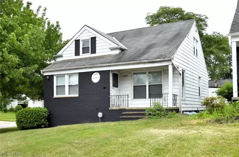 4090 Hinsdale Rd, South Euclid, OH 44121