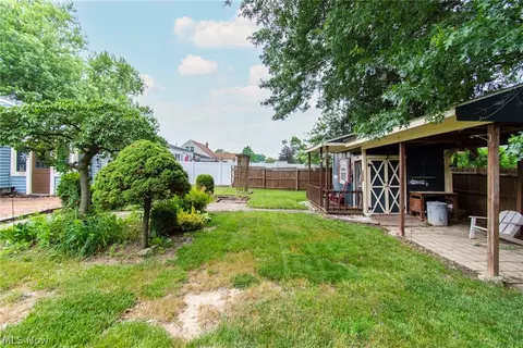 207 Smithfield St, Struthers, OH 44471 photo 31
