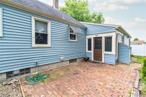 207 Smithfield St, Struthers, OH 44471 photo 35