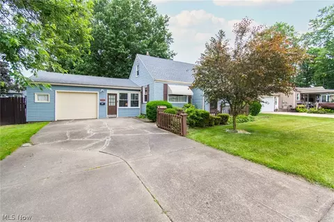 207 Smithfield St, Struthers, OH 44471 photo 30