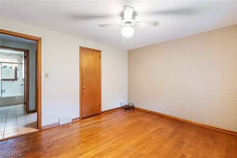 207 Smithfield St, Struthers, OH 44471 photo 17