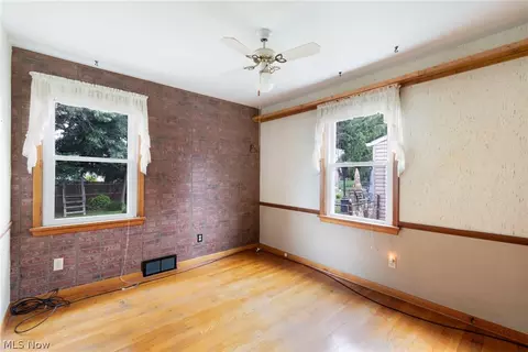 207 Smithfield St, Struthers, OH 44471 photo 20