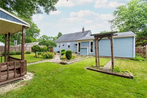 207 Smithfield St, Struthers, OH 44471 photo 34