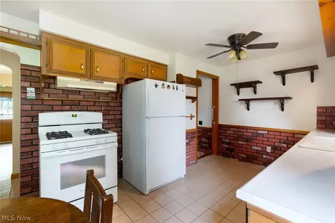 207 Smithfield St, Struthers, OH 44471 photo 14