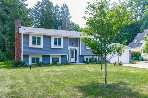 6685 Stratford Rd, Concord, OH 44077