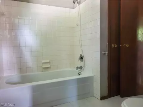 5681 Beech Dr, Mentor On The Lake, OH 44060 photo 34