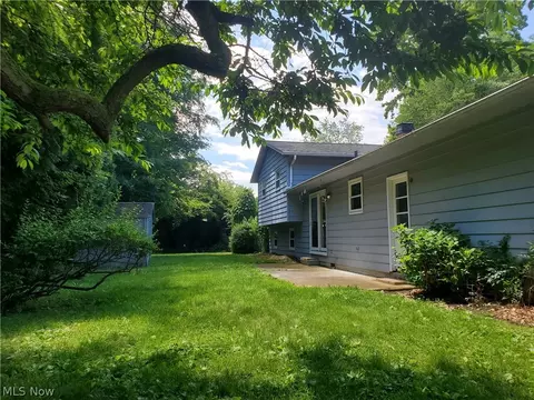 5681 Beech Dr, Mentor On The Lake, OH 44060 photo 35