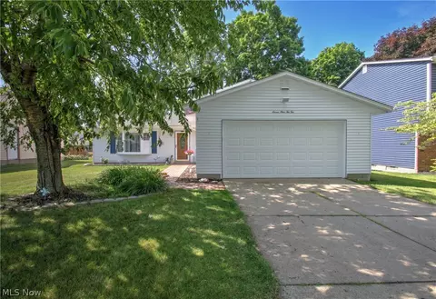 7922 Driftwood Dr, Mentor On The Lake, OH 44060