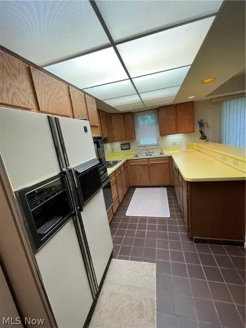 Kitchen - 1944 Pine Dr, Kent, OH 44240 photo 4 of 4
