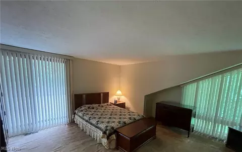 Bedroom - 1944 Pine Dr, Kent, OH 44240 photo 1 of 1
