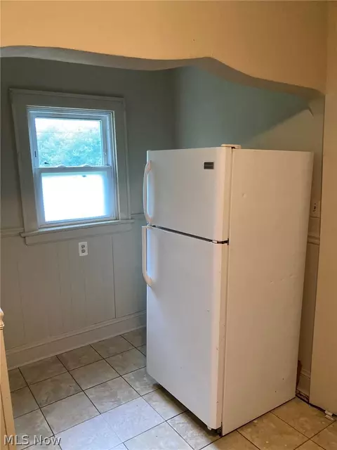 51 E Mapledale Ave, Akron, OH 44301 photo 7