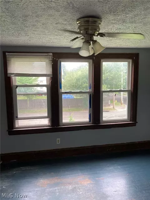 51 E Mapledale Ave, Akron, OH 44301 photo 13