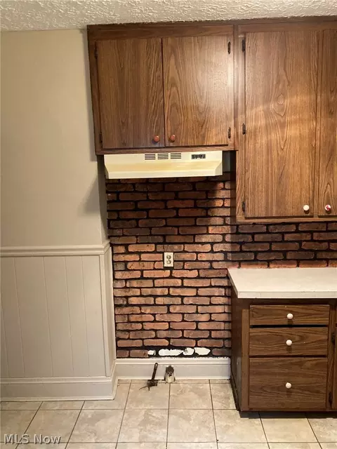 51 E Mapledale Ave, Akron, OH 44301 photo 6