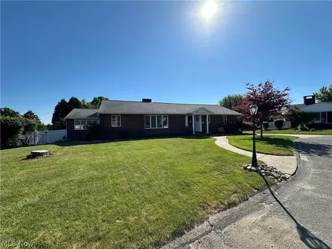 150 Sharmont Dr, Steubenville, OH 43952