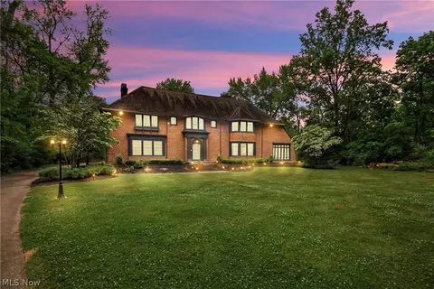 16600 S Park Blvd, Shaker Heights, OH 44120