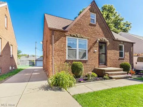 3430 Brookdale Ave, Parma, OH 44134