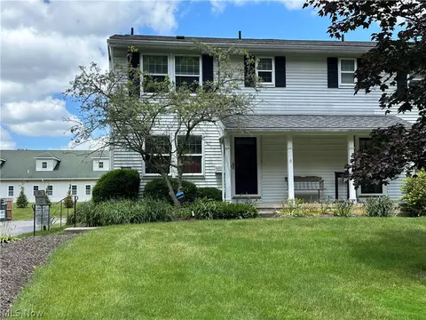 4285 Cox Dr #B, Stow, OH 44224