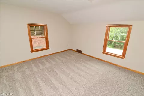 87 Overlook Blvd, Struthers, OH 44471 photo 29