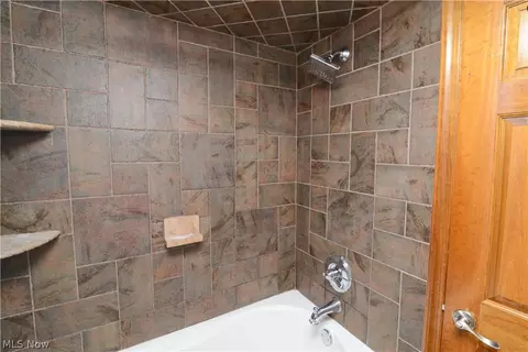 87 Overlook Blvd, Struthers, OH 44471 photo 37