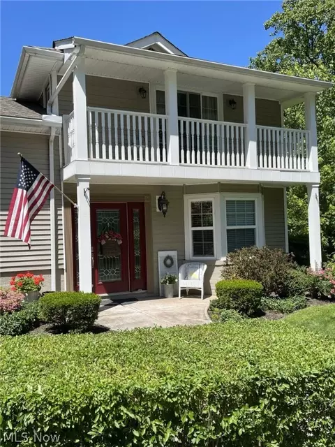 6476 N Aintree Park, Mayfield Village, OH 44143