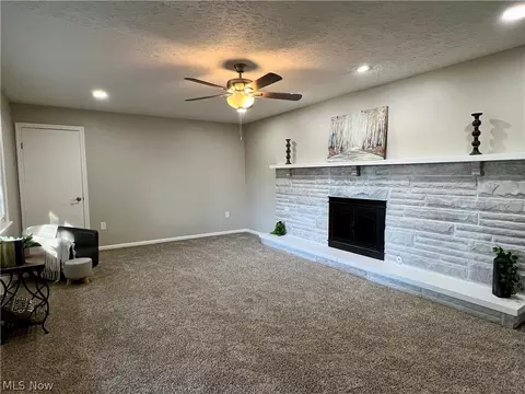 633 Sycamore St, Elyria, OH 44035 photo 13