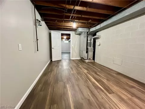 633 Sycamore St, Elyria, OH 44035 photo 24