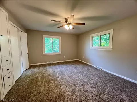 633 Sycamore St, Elyria, OH 44035 photo 16