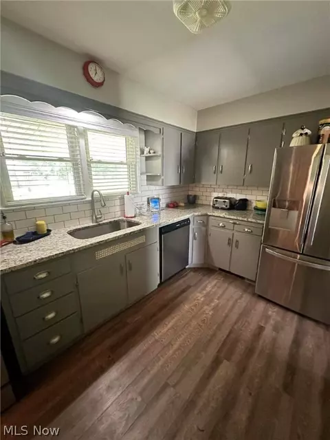 Kitchen - 2524 W 9th St, Ashtabula, OH 44004 photo 1 of 2