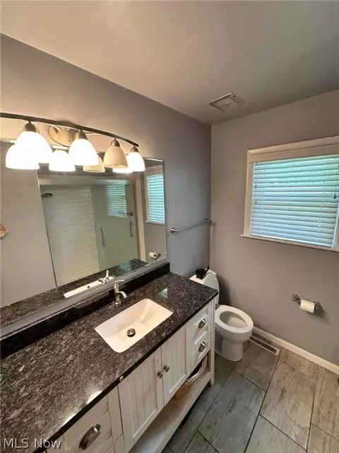 Bath - 2524 W 9th St, Ashtabula, OH 44004 photo 1 of 2