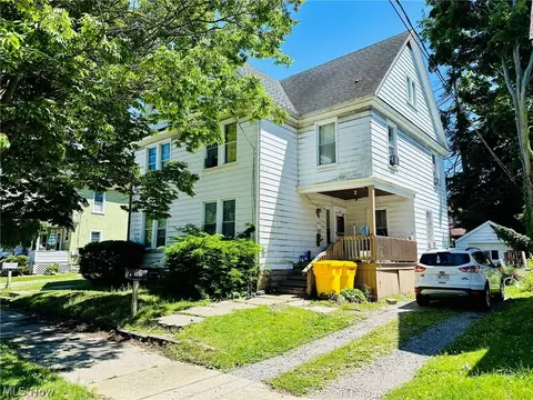561-565 State St, Conneaut, OH 44030