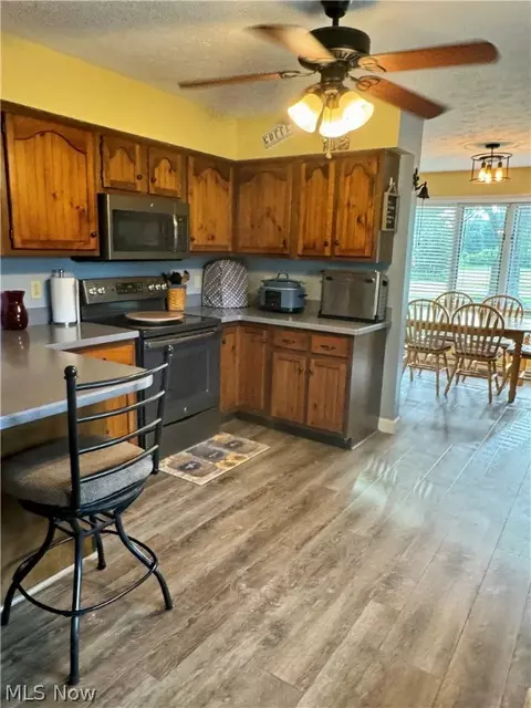 7199 Murray Ridge Rd, Elyria, OH 44035 photo 9