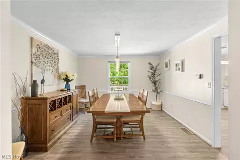 Dining - 2304 Leeway Dr, Hudson, OH 44236 photo 2 of 2