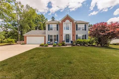 2007 Westbury Dr, Brunswick, OH 44212