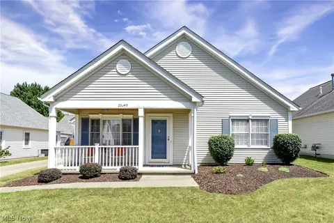 20249 Berkshire Cir, Strongsville, OH 44149