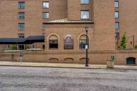 1444 W 10th St #508, Cleveland, OH 44113