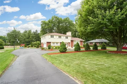 3734 E Market St, Warren, OH 44484
