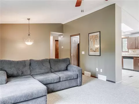 5405 Cherokee Ave NW, North Canton, OH 44720 photo 7