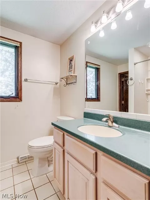 5405 Cherokee Ave NW, North Canton, OH 44720 photo 17
