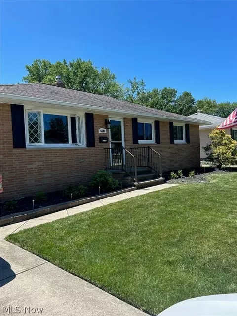35600 Freed Dr, Eastlake, OH 44095